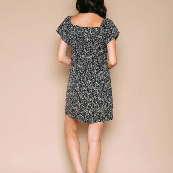 NWOT Orb Life Sz M Shelley Flutter Sleeve Tee Dress - Black Mini Floral - Picture 3 of 3